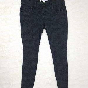 Lace Print Skinny Pants with Stretch